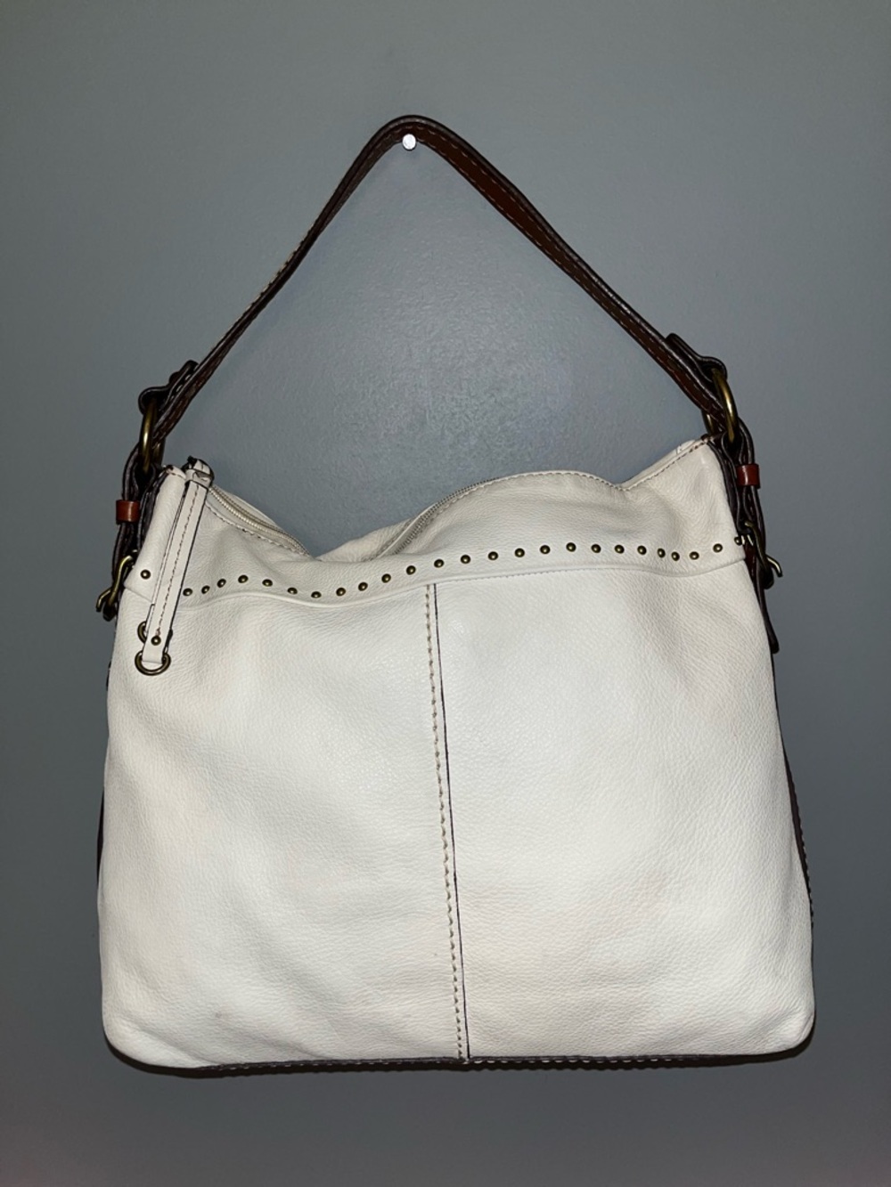 Vintage Fossil Cream Leather Slouchy Hobo with Studded Detail